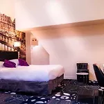 Ascot Opera Hotel