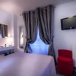 Ascot Opera 3*